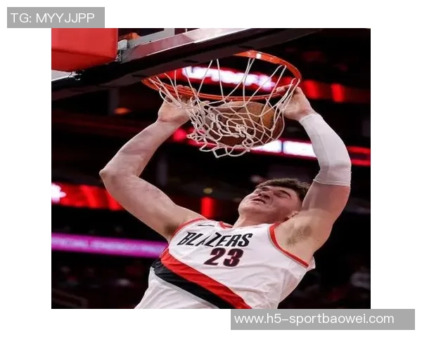 克林根表现出色零失误零罚球高效砍下18分11篮板展现强硬拼搏精神