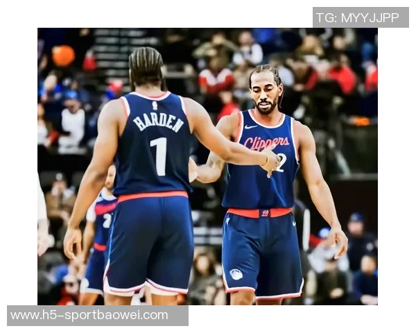 昔日队友今敌手KD穿火箭战袍对决哈登快船球衣真让人唏嘘